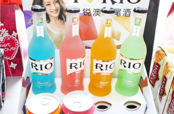 RIO鸡尾酒和啤酒哪个度数高？鸡尾上面是3度啤酒是8度，但是我喝起来怎么觉得RIO度数高劲大，喝个