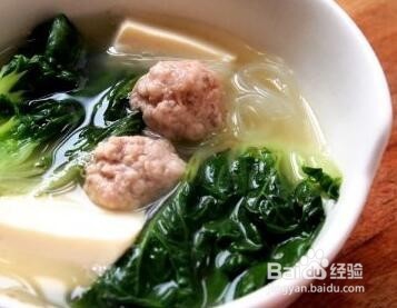怎么做一道美味的健康白菜豆腐汤
