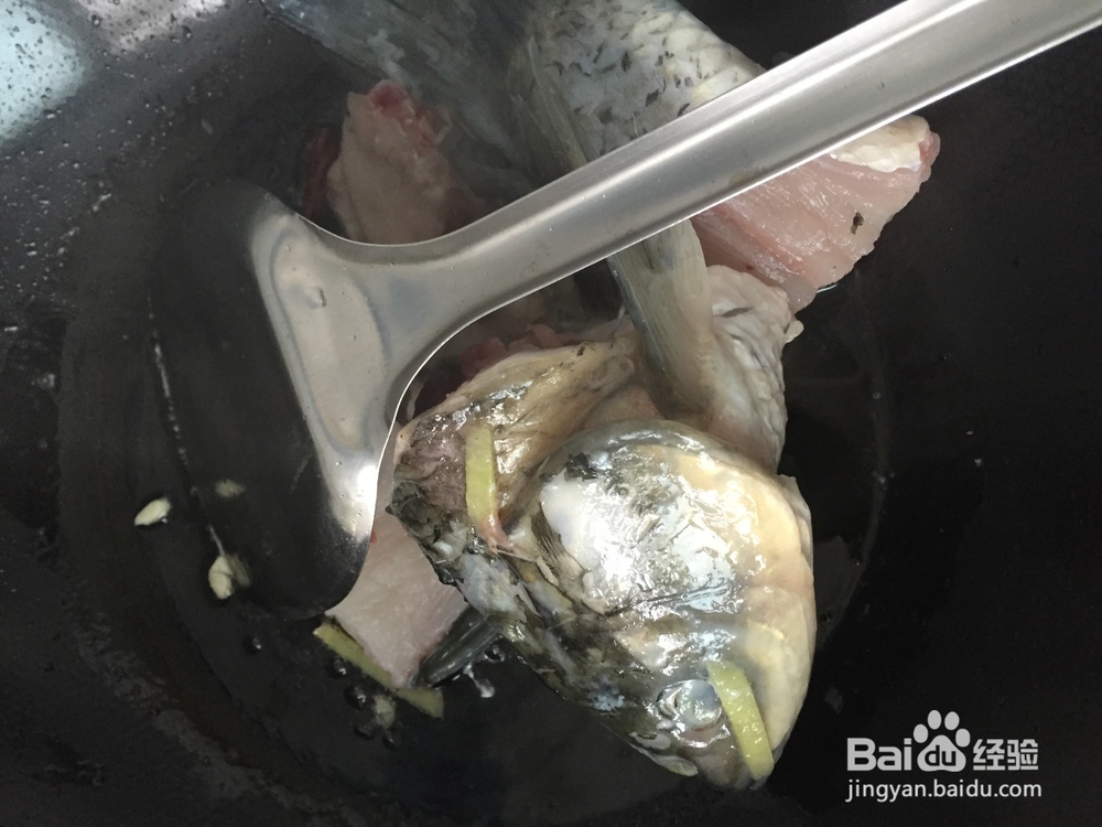 家常汤系酸菜鱼头汤