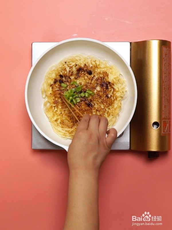 如何制作挂面煎饼