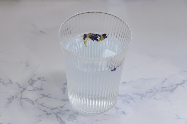 梦幻蜜桃椰子气泡水