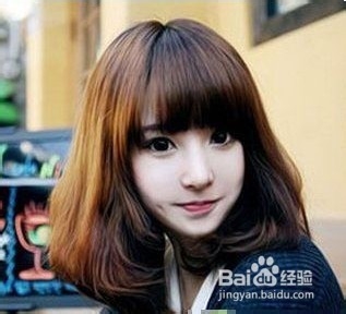 齐肩短发怎么弄好看
