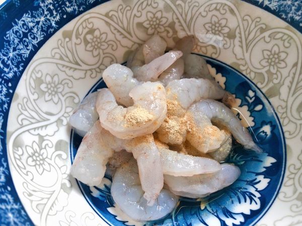 咸蛋黄南瓜虾仁意面