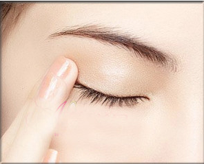 法式烟熏妆教程