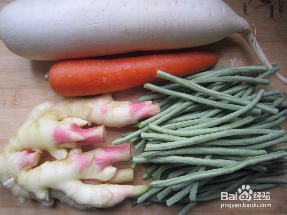 口感脆生，色泽鲜亮，开胃提神------四川泡菜