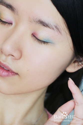 每日5分钟 轻松学画彩虹妆