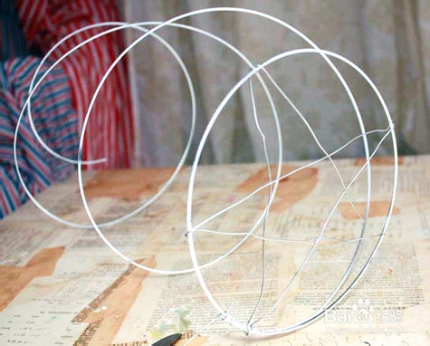 用吸管制作绚丽的家居点缀小摆设