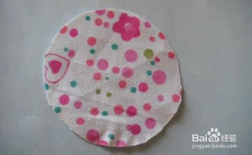 怎么制作废弃的口红瓶DIY创意针插？