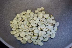教大家做葱油蚕豆