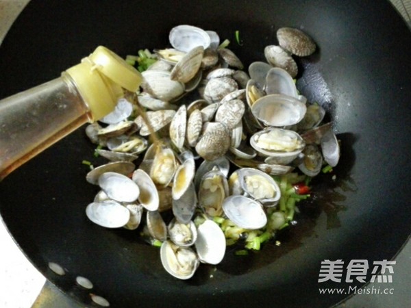 爆炒花蛤的做法