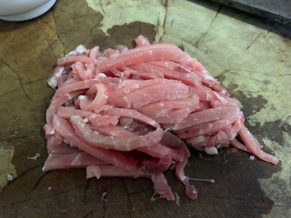 黑椒干煸肉丝芹菜