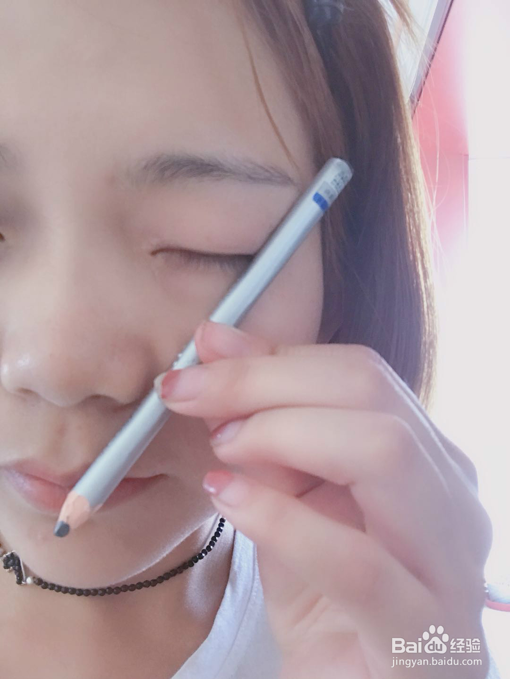 手残党画眉的方法
