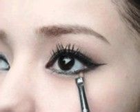 怎样画美丽的大眼妆