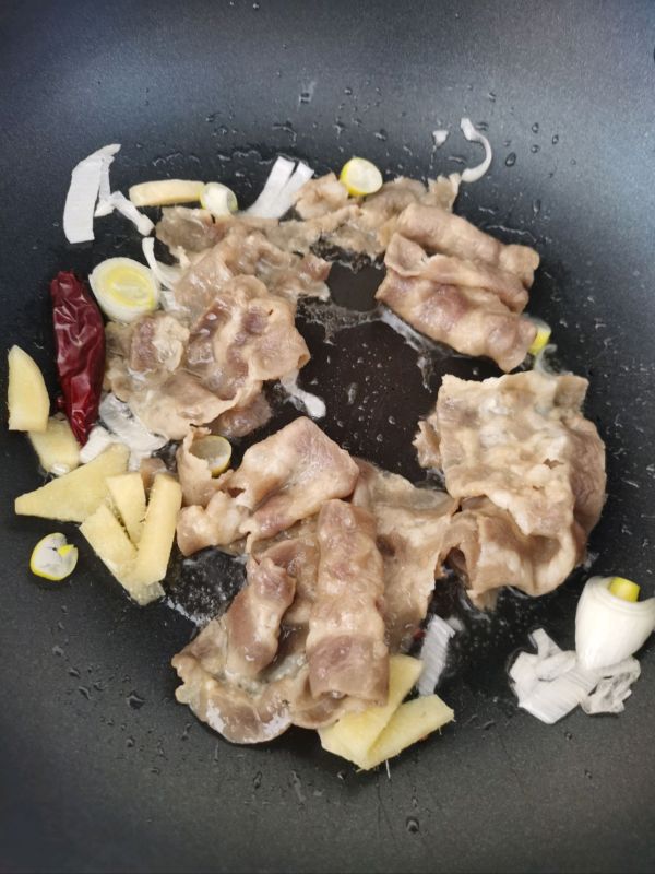 肥牛酸菜炖粉条