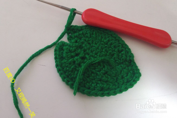 心形蔓草的钩织方法