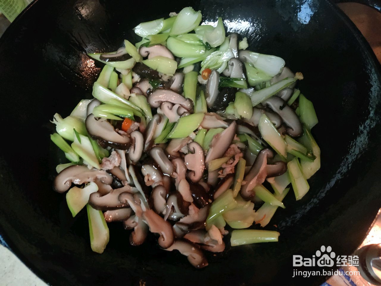 炒香菇油菜的做法