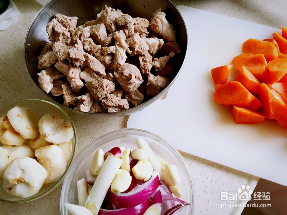 怎么做枝竹羊腩煲?