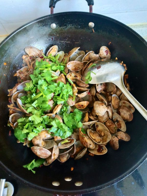 好学好吃的辣炒花蛤