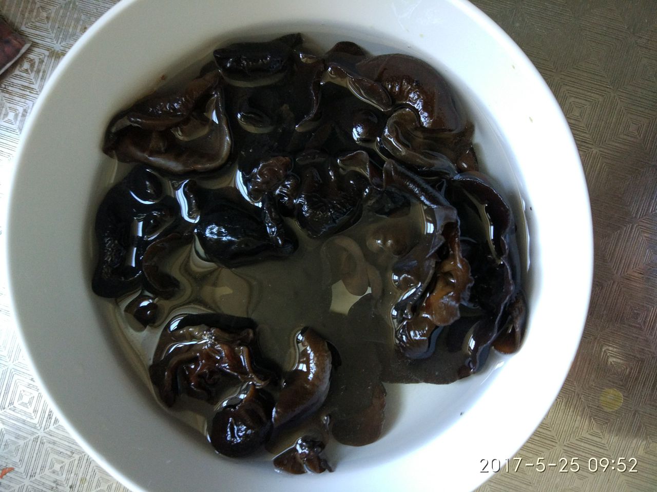 爱吃肉的你一定喜欢的小喵黄焖鸡!