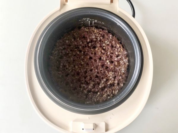 午餐肉杂粮饭团