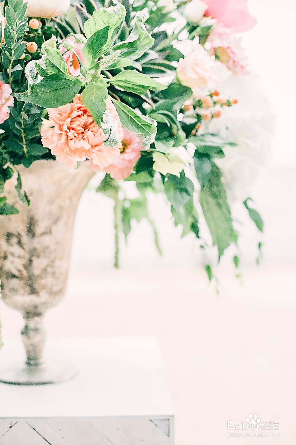 花栖花艺教大家艺术插花的基本技巧