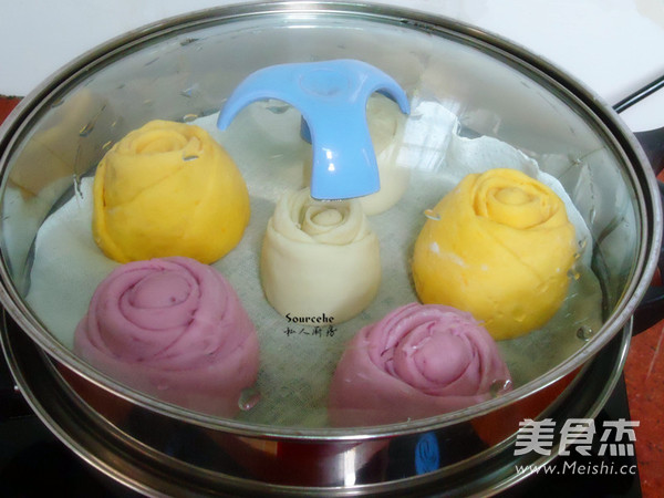 多彩玫瑰馒头