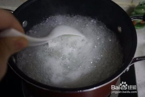 白粥怎么煮才能好吃？煮粥用热水还是冷水？
