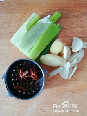 家常红烧排骨的做法