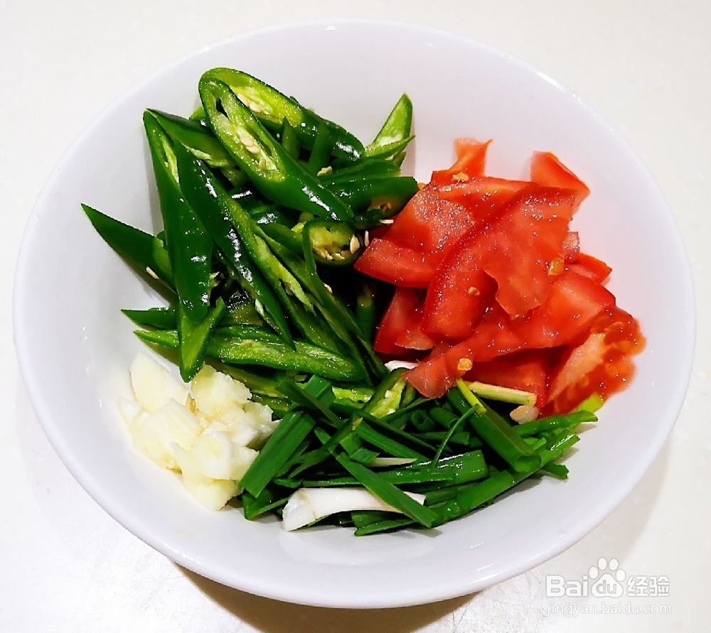 没那么讲究的青椒河虾
