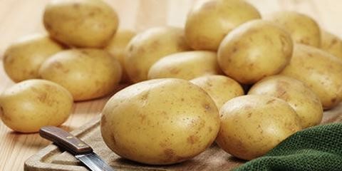 如何做出美味的蒜香青椒土豆片