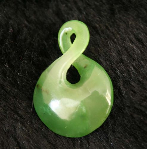 和田玉的六类十九级分法