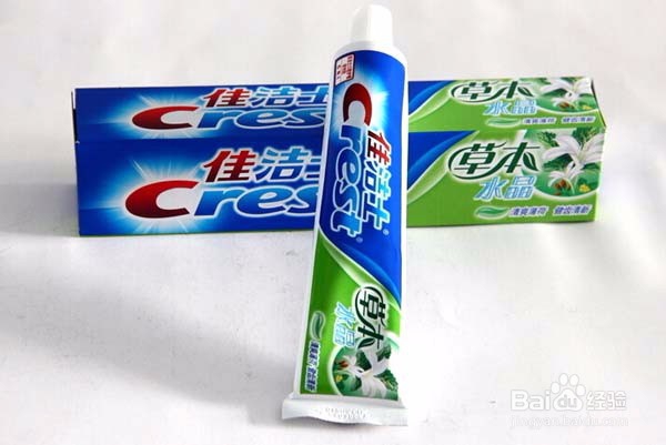 如何去除衣服上的辣椒油?