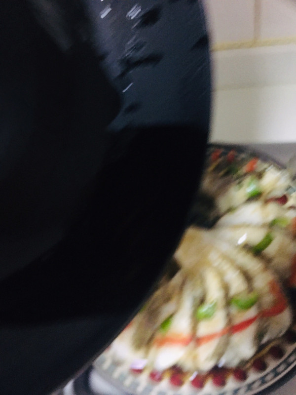 孔雀开屏清蒸鲈鱼