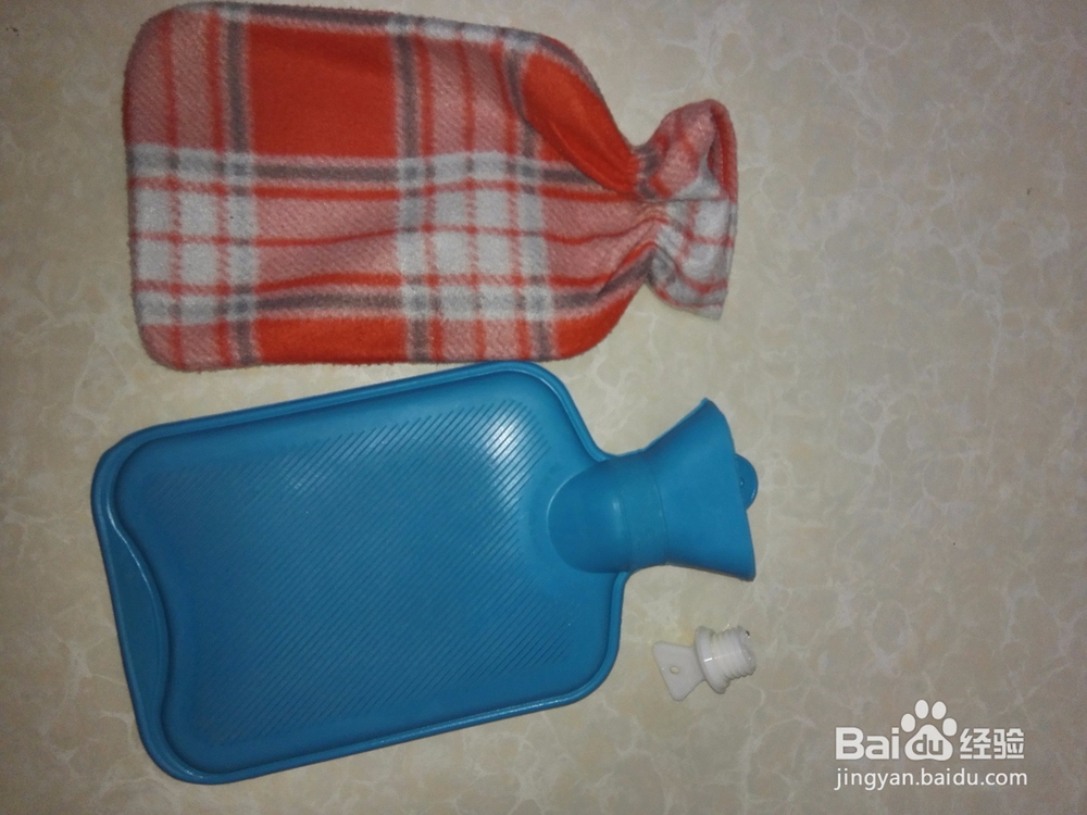 塑胶热水袋怎么使用