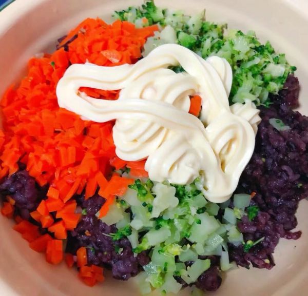 午餐肉时蔬双米堡