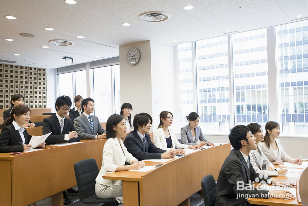 下属不听话怎么办