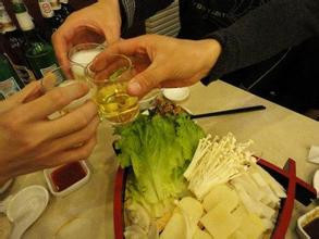夏季喝啤酒应该注意些什么