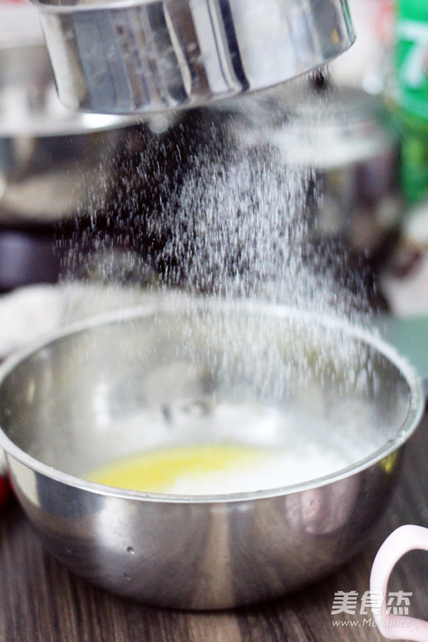 戚风奶油卷的做法