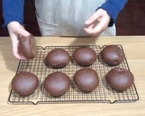 巧克力乳酪小餐包的做法