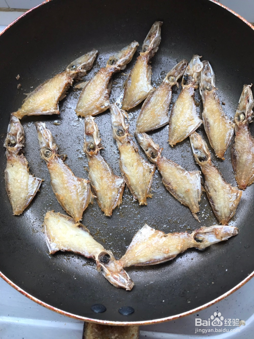 香煎剥皮鱼的做法