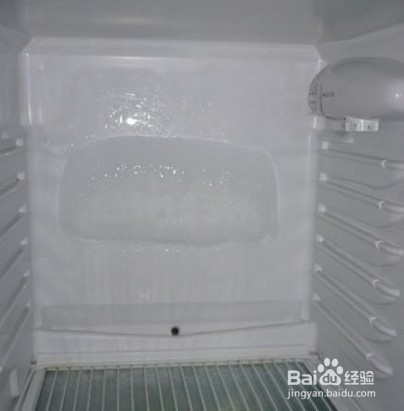家用电冰箱如何除结冰？