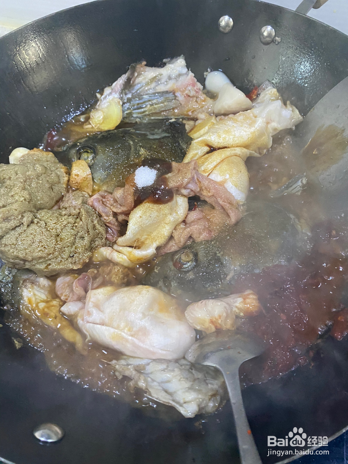 鱼头鱼杂锅的做法