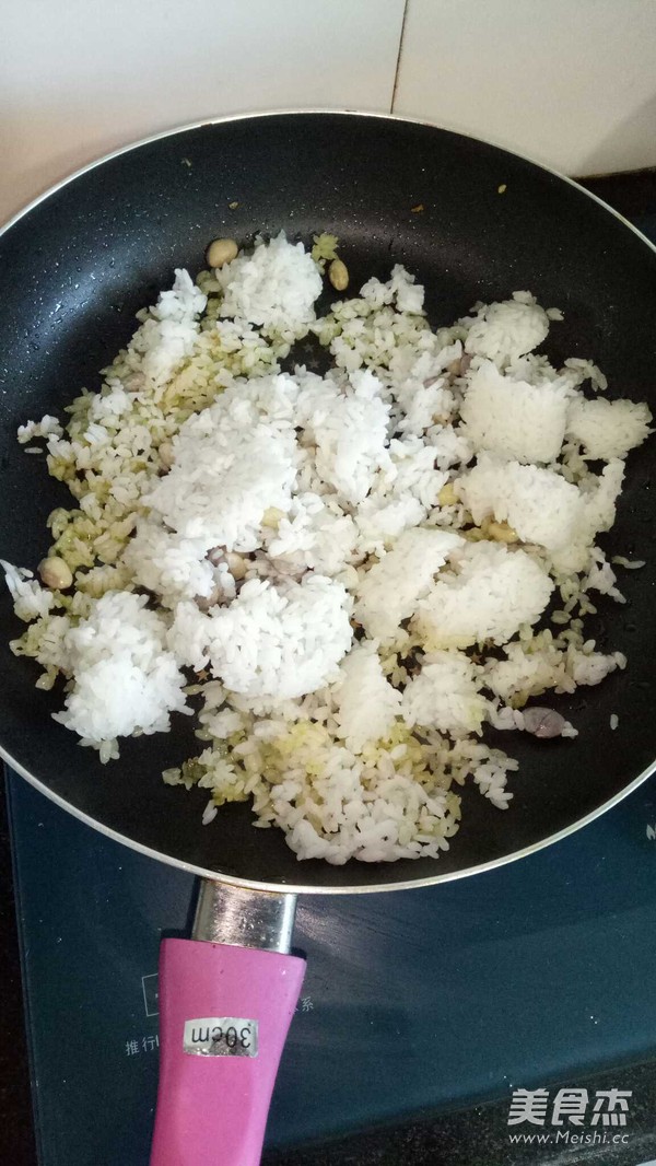 风味炒饭的做法