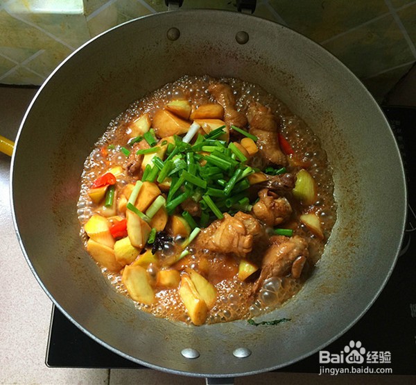 水笋烧鸡翅根的做法