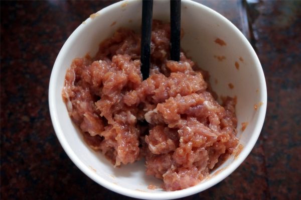 红萝卜马蹄炒肉末