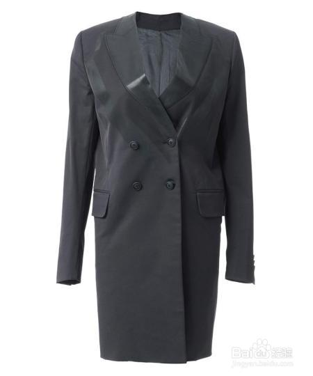 总是穿不好风衣？试试最简单的方法