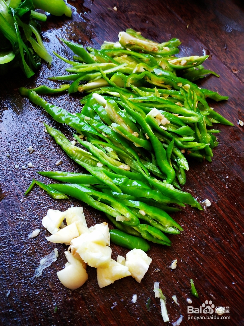 爽脆可口的肉丝炒面