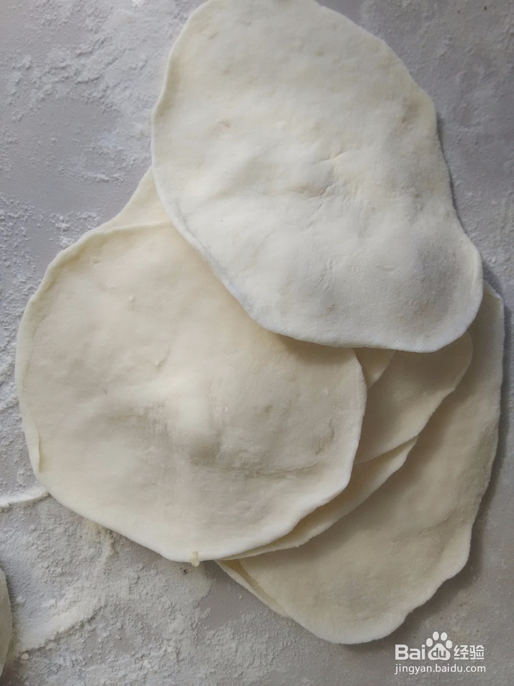 剩菜怎么吃；酸菜馅饺子，