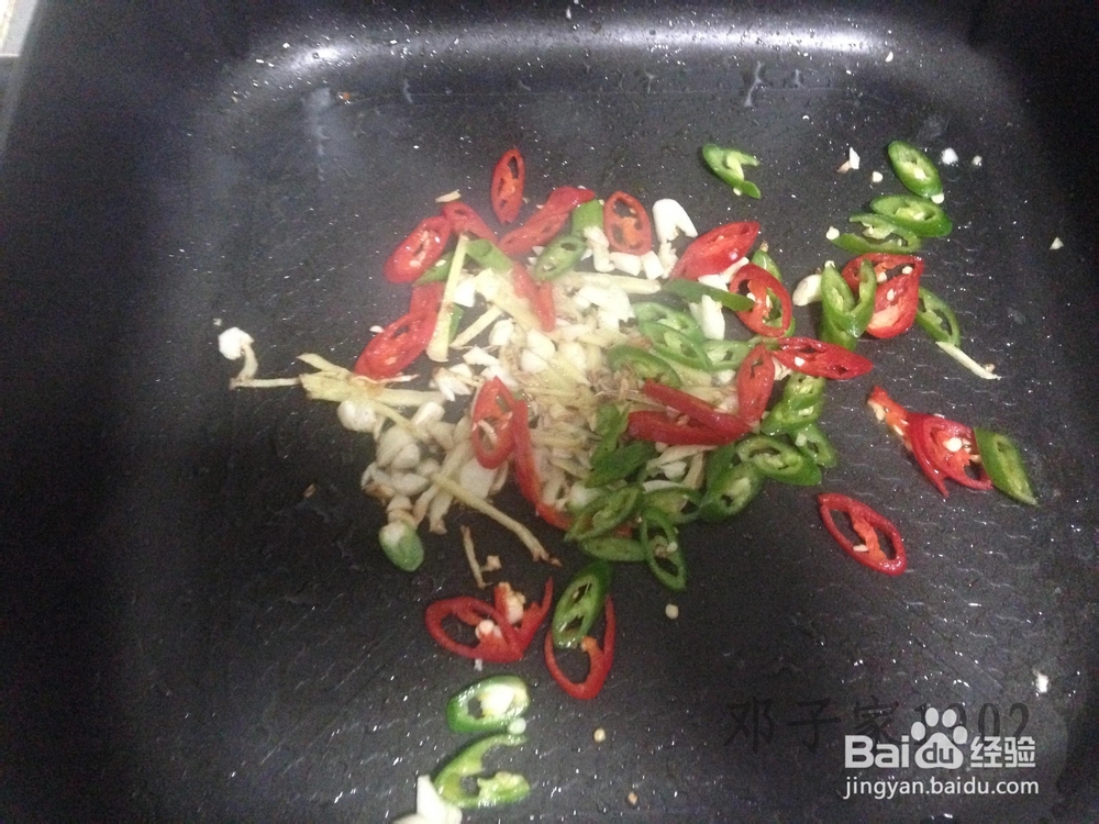 邓子家的下饭菜：酸辣红烧豆腐