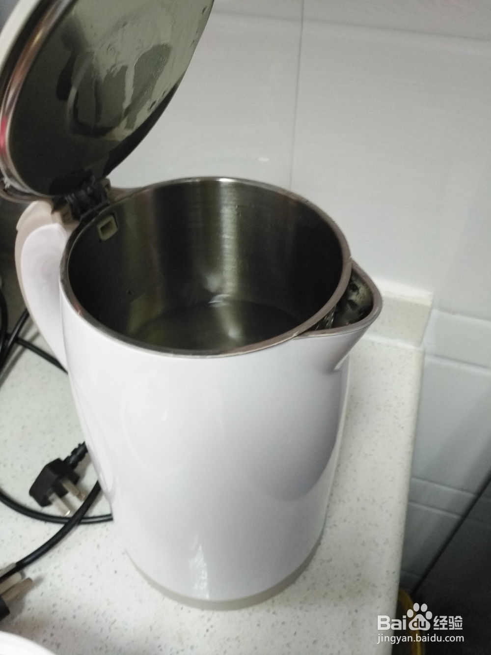 用鸡蛋挂面做热汤面